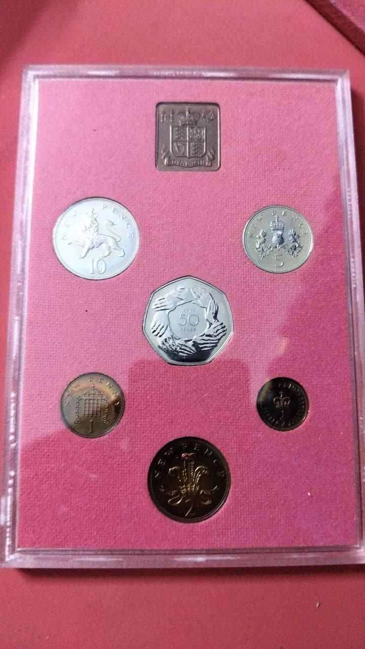 سيت بل علبه الاصليه بروف
مزاد يبدأ بدولار 

نهاية المزاد الساعه 11 غدا


**إذا كنت صاحب هذا الإعلان وتريد حذفه لأي سبب، رجاءا أرسل رسالة إلى الدعم الفني**