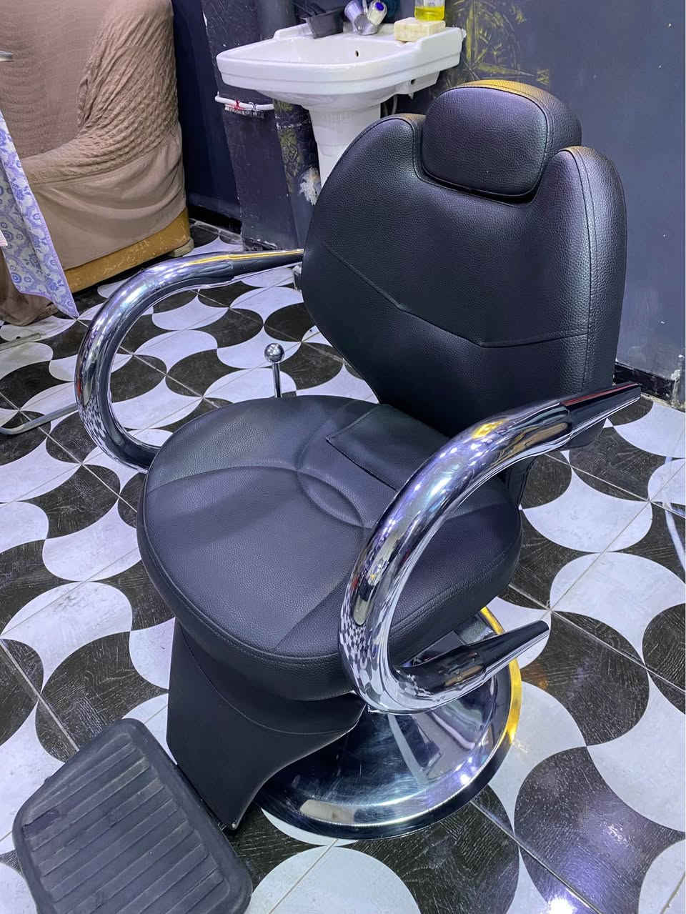 كرسي حلاقة جديد ماشي شهر بني فودة, جميلة


**إذا كنت صاحب هذا الإعلان وتريد حذفه لأي سبب، رجاءا أرسل رسالة إلى الدعم الفني**