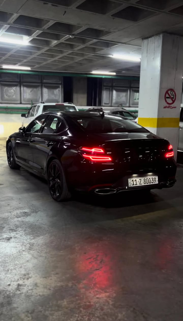 سلام عليكم (g70 3,3T) 2023 بلاك ادشن سته سلندر ماشية 18 الف ميل للبيع
السيارة  قطعه وحده الضرر فقط جاملغ خلفي
السيارة نظيفة حيل بدون ايرباك ايرباكات سليمة 
🔹سته سلندر تون تيربو
🔹 بلاك ادشن 
🔹دفع رباعي AWD
🔹كشنات تدفئة تبريد
🔹 بنوراما 
🔹الداخل سبورت حزام احمر 
🔹وضعيات قيادة كلها موجوده لحد sport+
🔹كشنات كهرباء و وضعيتن للخزن 
🔹 شحن لاسلكي 
🔹ترحيب مري
🔹و بيها تعديل شوت رياضية من BMS سعرهن بلموقع 400$ لون ازرق صاروخ السيارة ما شاء الله

🔹السعر283$ مكان السيارة بغداد شارع فلسطين ***********
