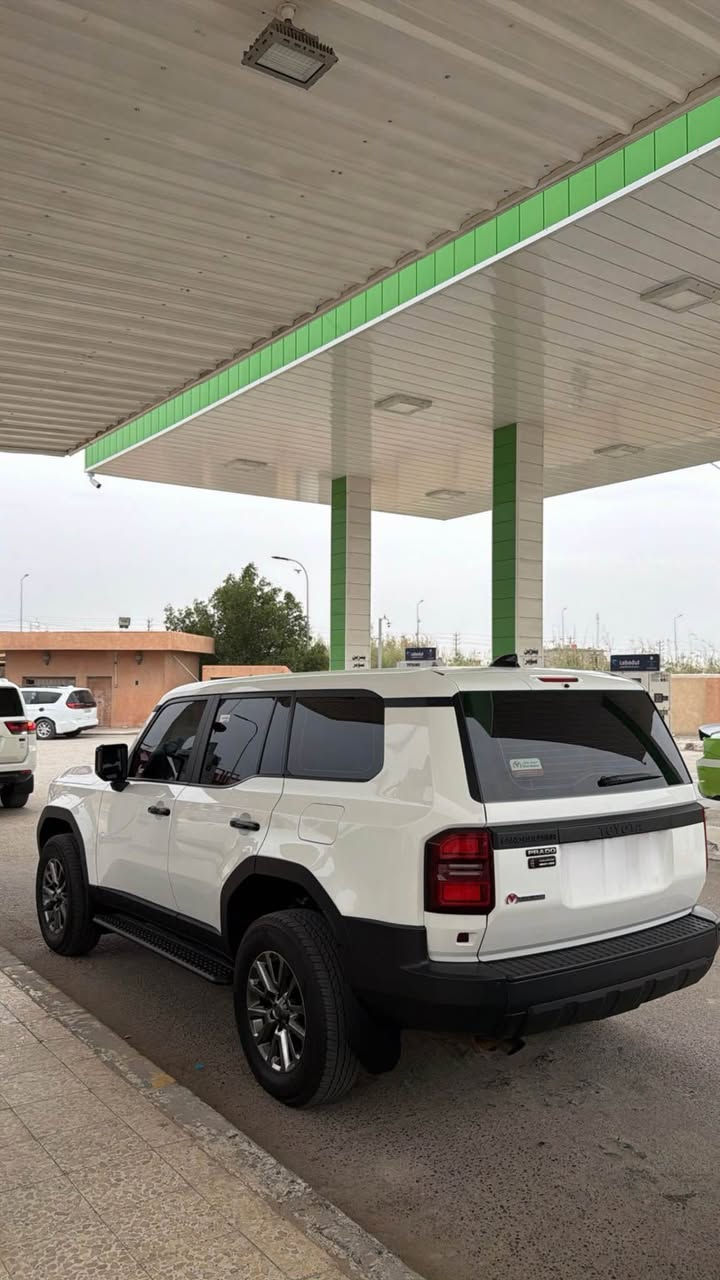 تويوتا برادو 2025
كفالة 
وكالة 
رقم اربيل تحويل مباشر 
ماشية8000km
فور ويل 
رادار 
مثبت سرعة
3انضمة بالسيارة
السيارة ما بيها دينار مصرف كاملة من كل النواحي
السعرة435
رقم صاحب السيارة 
*********** البصرة, العراق
