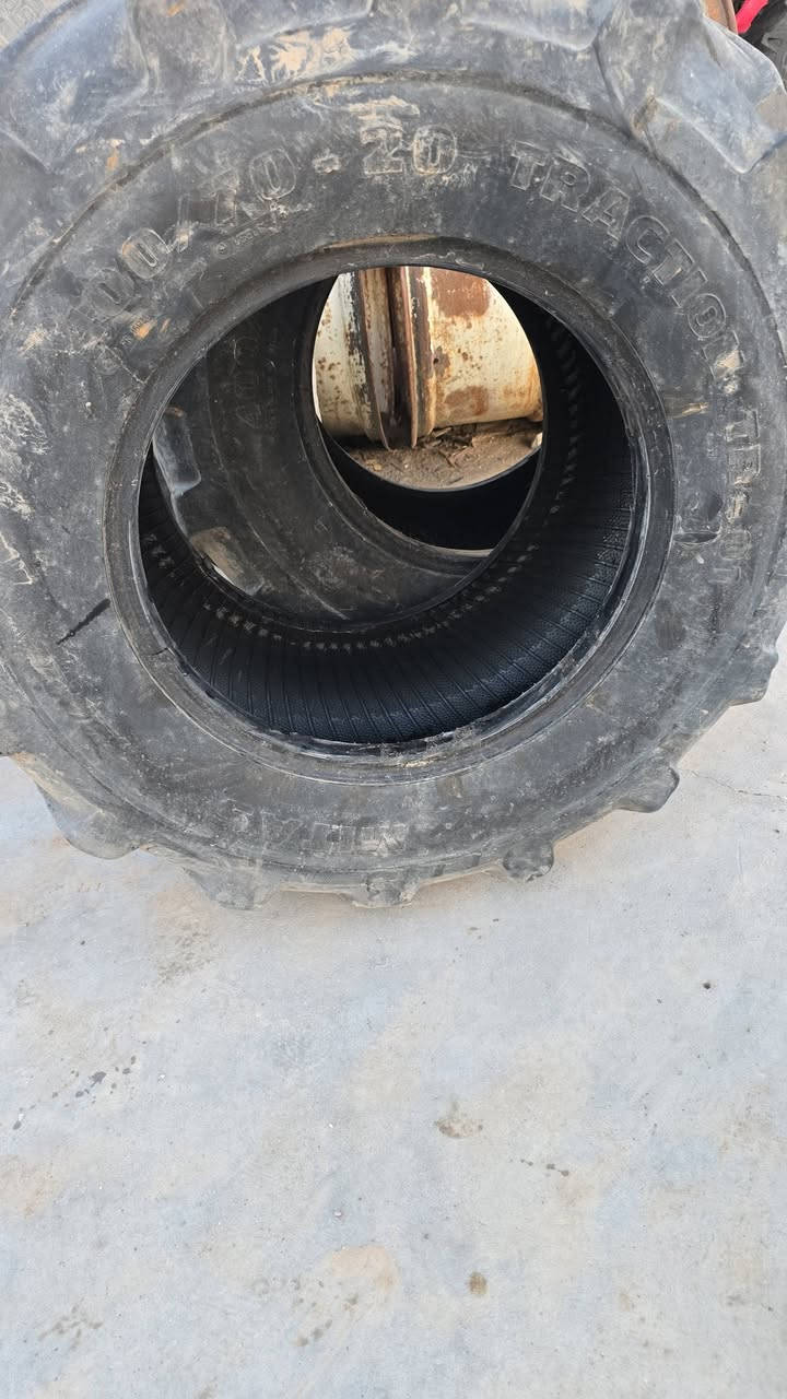 تاير خلفي  مال حاصده حجم 20  شرط جوبلس  + مجر اصلي بلادي  للستفسار تصال علئ رقم 
***********. عنوان واسط الزبيديه شارع المعاررض 👉👉
