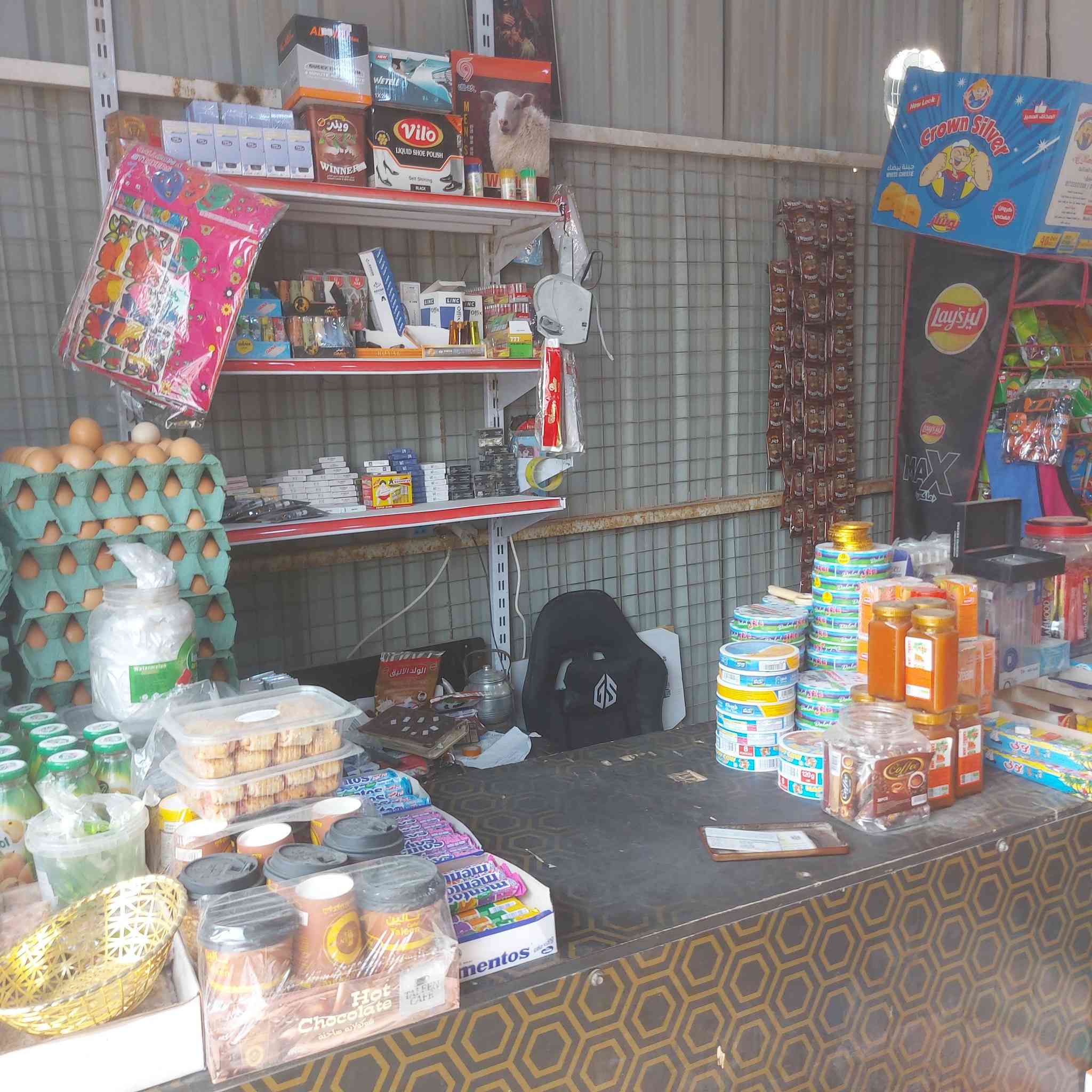 السلام عليكم اسواق كامله للبيع ما ابيع قطع ابيع كامله المكان الزعفرانيه شارع 40دور الامانه عله الشارع التجاري الرئيسي للمنطقه للأستفسار رقم الهاتف ***********
