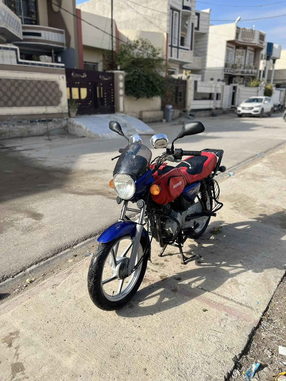 لسلام عليكم دراجه بوكسر للبيع  او مراوس  موديل 18 بدون أوراق اكفل سرقه   دراجه تجفيت وكاله   كهربائيات كلها شغاله دشبول شغال نقص بس هندر  
مكاني ديالى بعقوبه السعر 525وبي مجال بسيط 
هـ***********
