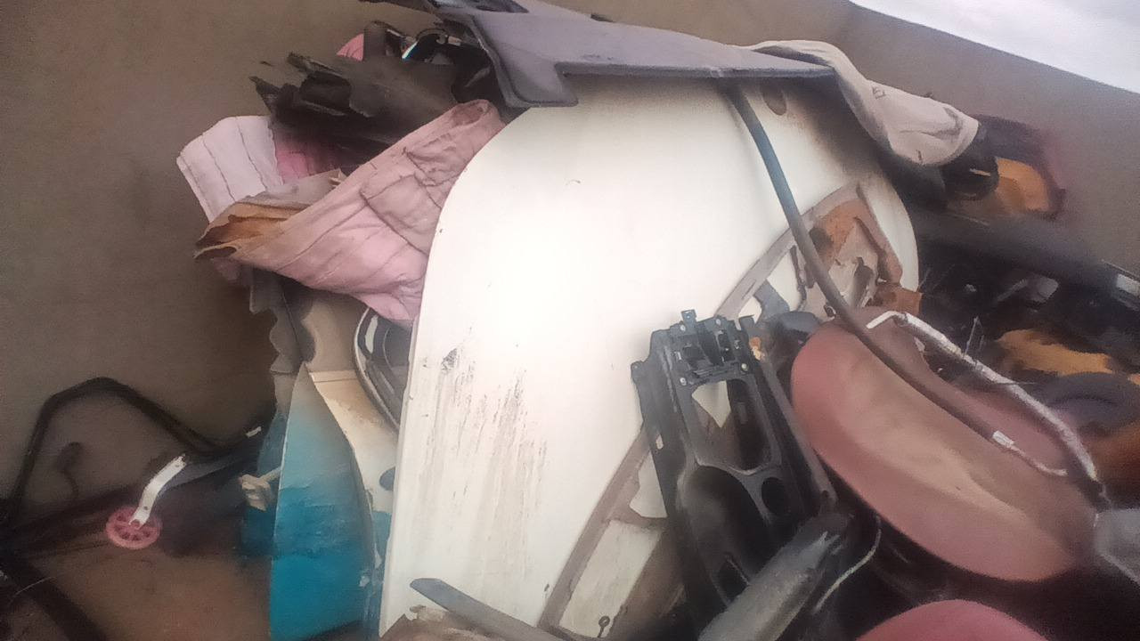 سلام عليكم عندي سستم ابواب زوج جاملغات وبوند وقبق
جنطه لونهم اصلي سلفر باخيهم ابيض بس طوز بل خارج
دعاميه خلفي عدد 2دعاميا امامي بيها كسر قيم وخذهم
مكاني موصل شرط حاويه


**إذا كنت صاحب هذا الإعلان وتريد حذفه لأي سبب، رجاءا أرسل رسالة إلى الدعم الفني**