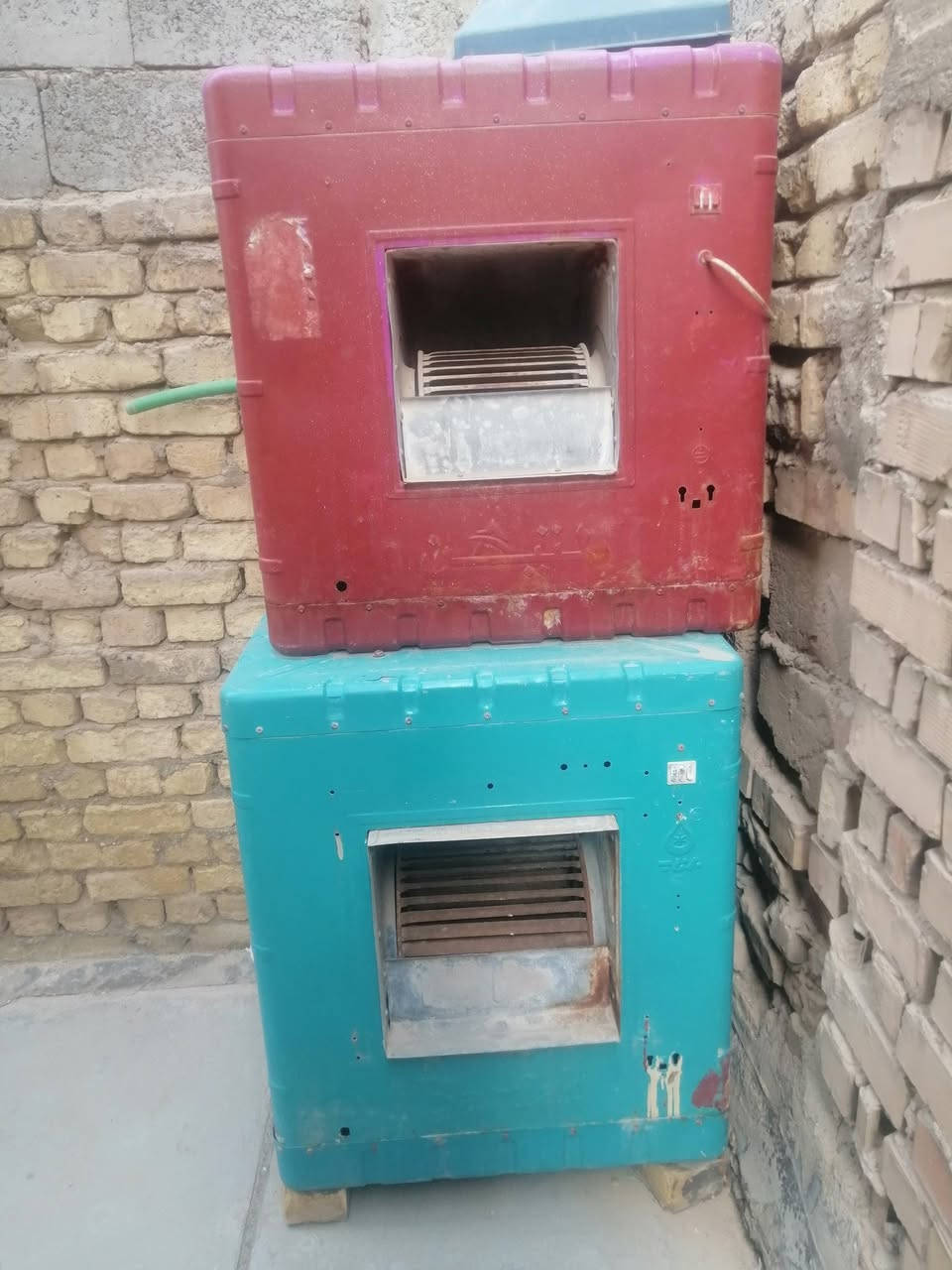 مبردات للبيع جاهزات ليف+ واتربم شغالات على الفحص السعر100 ثنينهن


**إذا كنت صاحب هذا الإعلان وتريد حذفه لأي سبب، رجاءا أرسل رسالة إلى الدعم الفني**