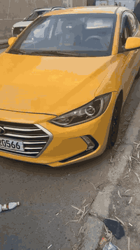 النترا 2017  حادثه تبديل باب السايق وطخه بالجنطه السياره خير من الله  ...