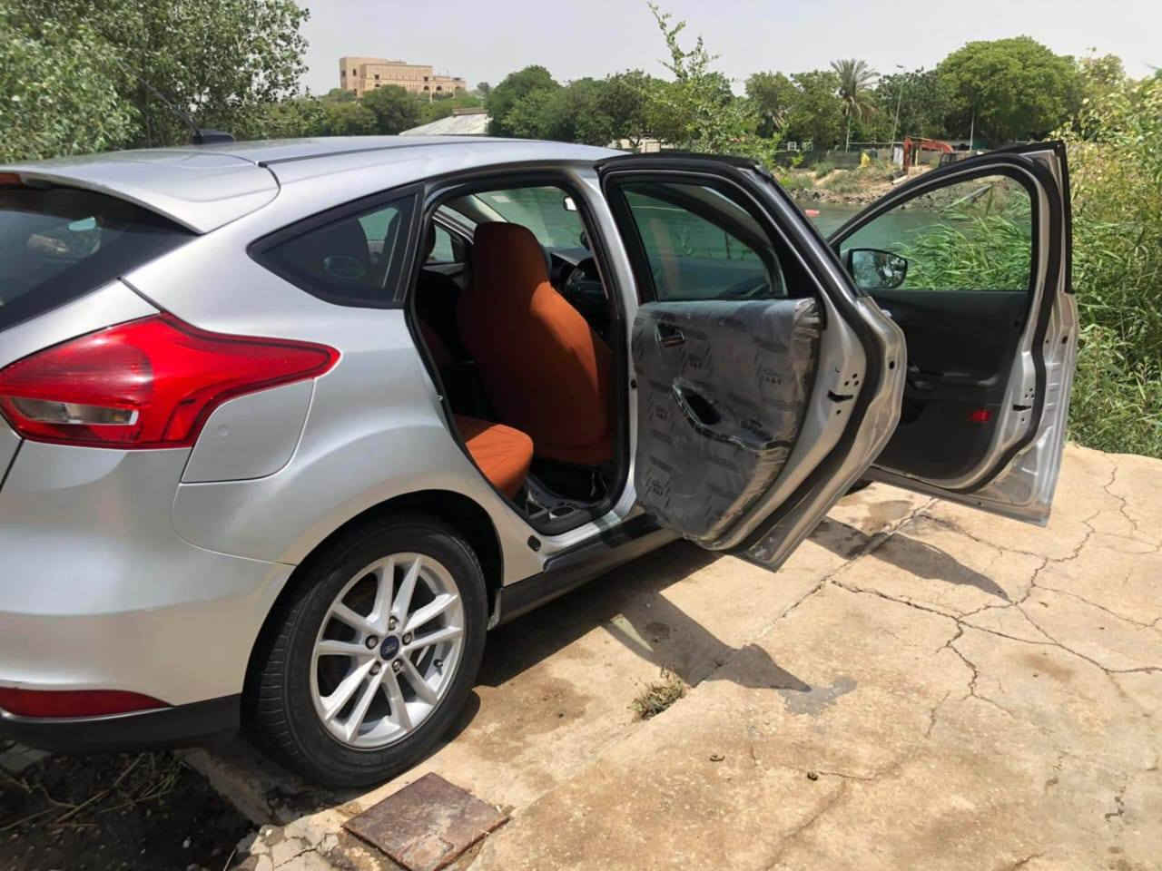 السلام عليكم
فورد فوكس ٢٠١٨ السياره مصبوغه حزام
السعر 80 بيها مجال
***********
