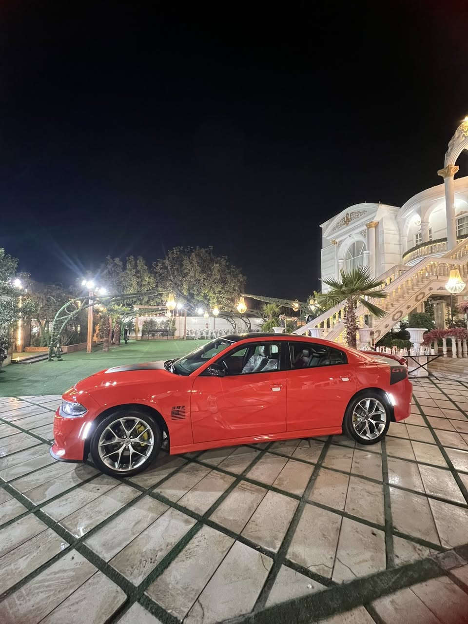 بيع فقط بدون مراوس
السلام عليكم 
جارجر GT plus 
خليجي وكاله هارلم 
موديل 2021 
فول مواصفات 1/1 
رقم شمالي سنويه وهزه جدد
ماشيه 52 الف كيلو فقط 
سياره جديده وكلشي ماعايزه وجاهزه 
على وضع الوكاله 
كفاله عامه من كلشي 
السعر 300 وبيها مجال للشراي 
مكان السياره النجف الأشرف 
***********
