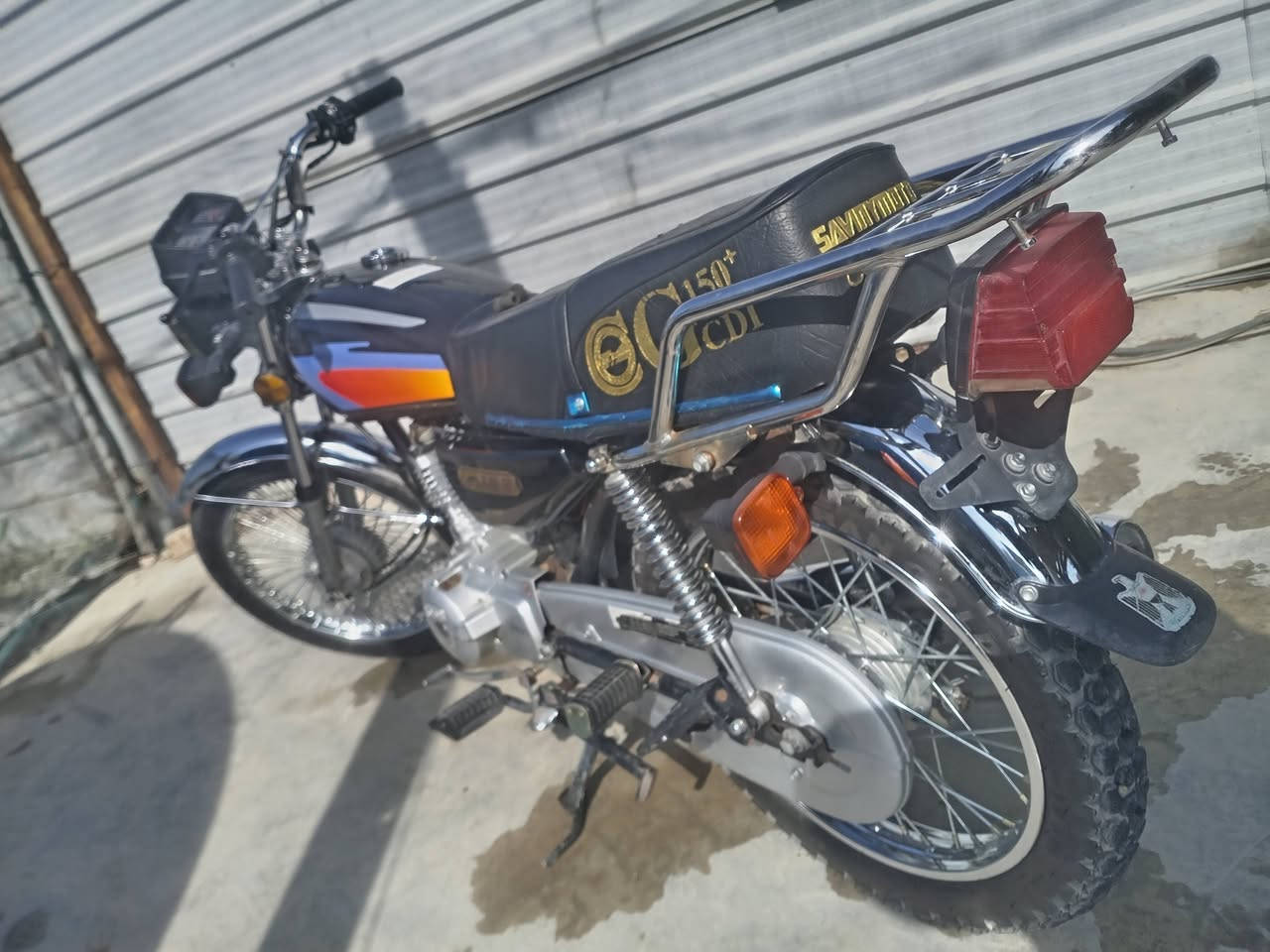 للبيع نامه برو وراق اصولي موديل 21 مكفول من ويل للويل صارلي 3 اشهر مامشغله  مضمومه محرك مامفتوح  سعر 875 بيه مجال مكان كوفه
ملاحضة الوياله عوزهن تصفا فقط والبقيه بكفالتي ***********
