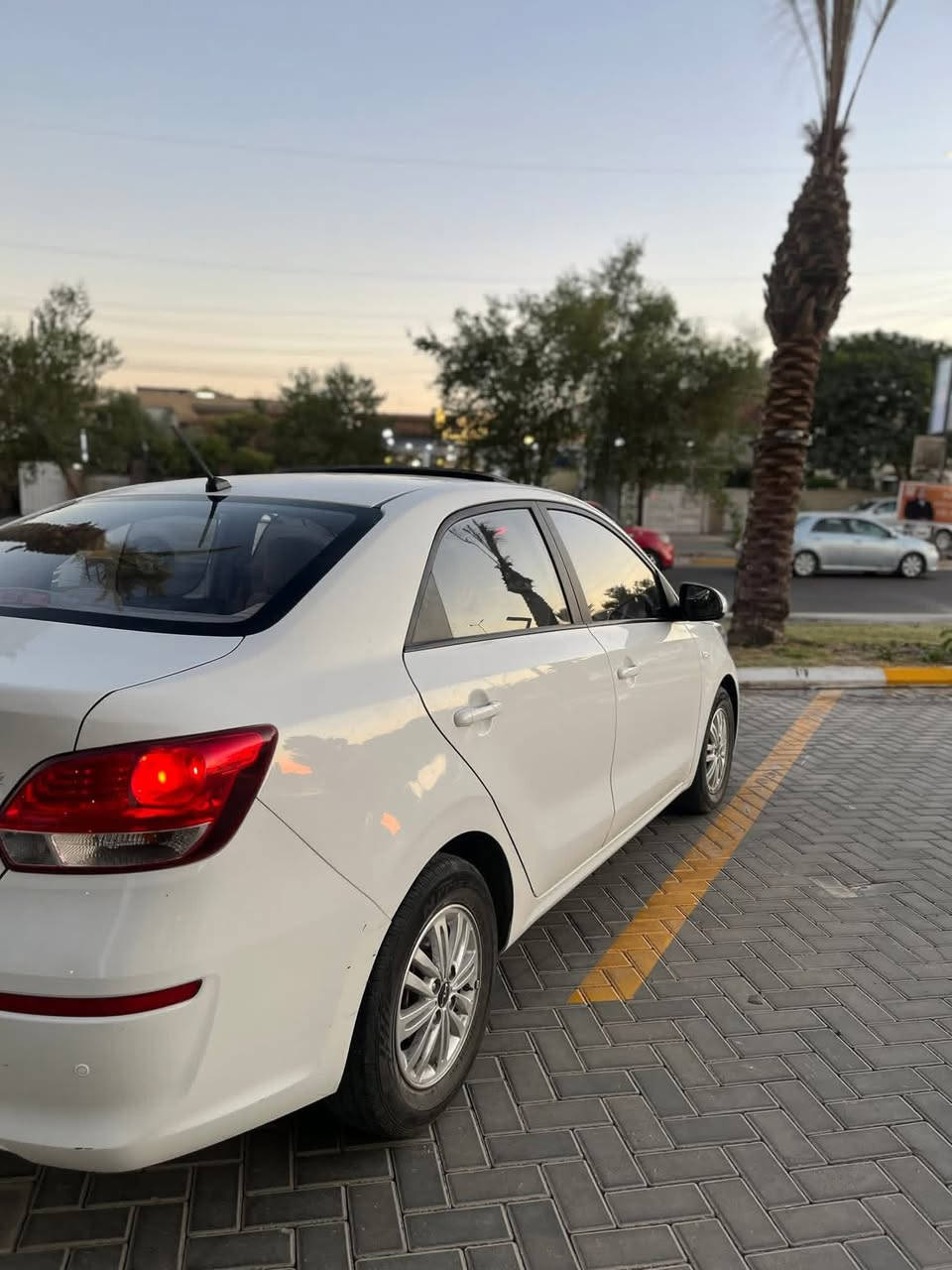 كيا بيكاس 2023 خليجي  ماشية 23 فول مواصفات فتحة سلايد ومواصفاتها معروفة بيها صبغ دعامية امامية وموجود السونار / الموقع بغداد المنصور 
للأستفسار 
***********
