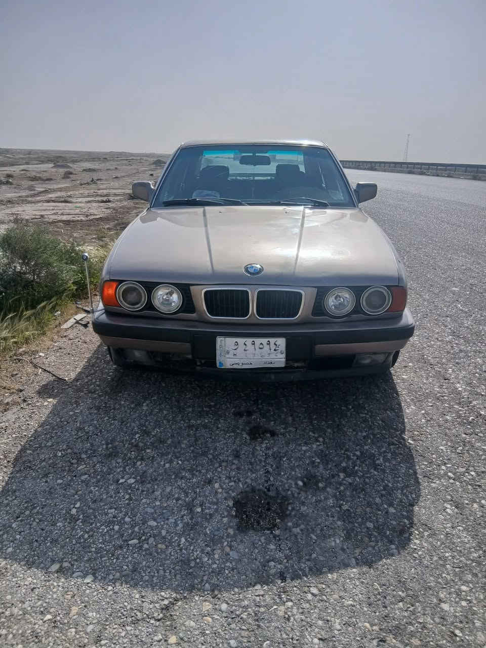 سلام عليكم BMW 525  اوتو مفتوح بجم عريض
 كير مكينة صدر كفاله تبريد ثلج داخل نضيف 
رقم بغداد تحويل ثاني يوم السيارة خير من الله واحلة من الصور  تجي وتشوف بعينك البيع او مراوس حسب قناعه 
مكاني بغداد مجمع بسمايه 
للتواصل : ***********
متواجد واتساب و ع الرقم

