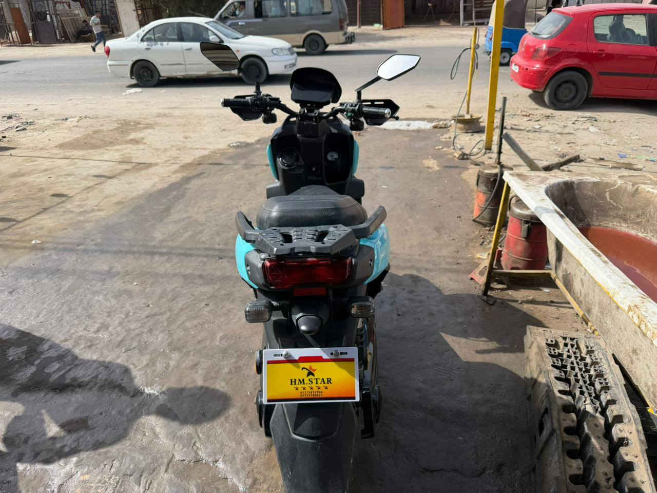 دراجه اباجي شحن سرعه ١٢٠ ٦بطاريات أربع سرعه سبورت موشيه أقل  ألف حساسات أي بيس السعر 1250 بي مجال قليل *********** ول دراجه بأنه الكلمه جديده
