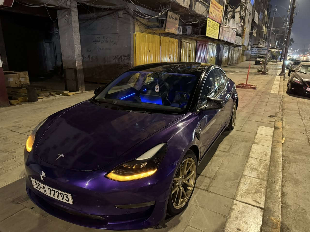 سلام عليكم مودل 3. 2022للبيع  لتفاصيل *********** مكانه كراده 62
