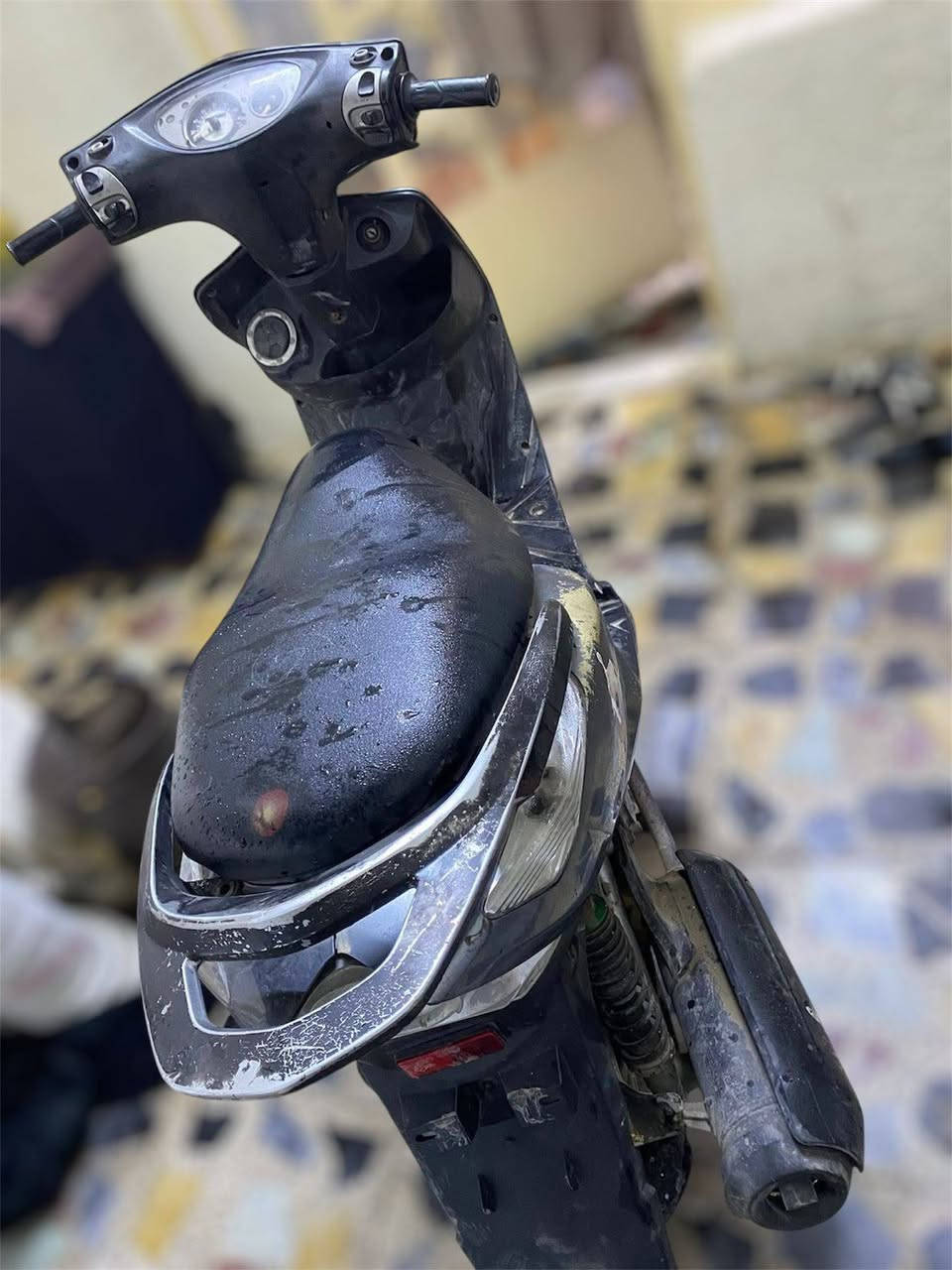 السلام عليكم هاي الدراجة للبيع 
العنوان:الحرية
السعر:400الف دينار عراقي وبيها مجال المكينه بلاديه بس ناقصه كابريتر
رقم الاستفسار:***********
