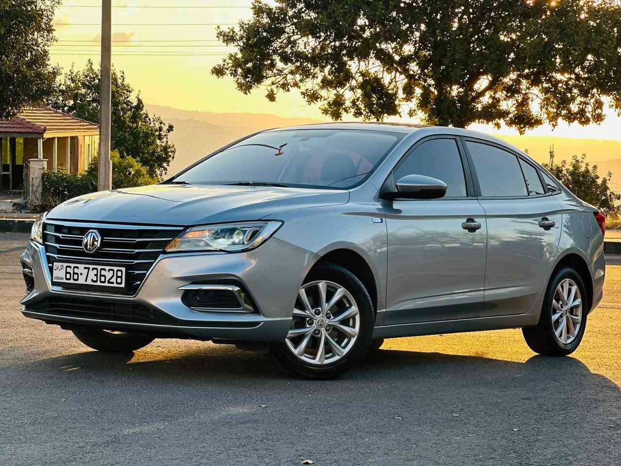 � سيارة MG 5 موديل 2023 للبيع – 🚗 فحص ((7جيد))
الاستفساررر. 0797510034
السعرر . 8800

السيارة وارد الشركة
مالك ثاني  
مرخصه  سنه كامله 
ماشيه 79 الف 

المحرك: 60

 • 1500 سي سي اقتصاد جدا

 • 4 سلندر

 • بنزين Eco

المواصفات:

•  شاشه مع كميرا 

 • ناقل الحركه أتوماتيك 8غيار

 • بلوتوث + Aux

 • مكيف

 • جنط ألمنيوم

 • زجاج ومرايا كهربائية

 • غمازات مرايا

• لونغرفه قماش ريكو مميز جداااا

 • شاشة معلومات

 • إضاءة نهارية LED

 • Auto Lights

 • Voice Command

الأمان:

 • وسائد هوائية Airbags

الفحص 

امامي شمال جيد

امامي يمين جيد

خلفي  شمال. جيد

خلفي  يمين  جيد

📞 للإستفسار 0797510034

السعر :8800


**إذا كنت صاحب هذا الإعلان وتريد حذفه لأي سبب، رجاءا أرسل رسالة إلى الدعم الفني**