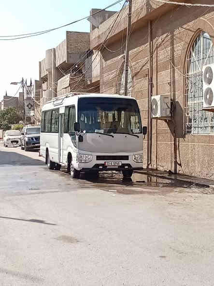 السلام عليكم 
كوستر للبيع او مراوس ب ١٧ 
السيارة موديل ١٩ سيارة كفالة عامة سيباية وادرعة و درج قلاب ستاركس نزالات فتحت تانكي عصام السيارة فول عصام تخم تاير تبريد محور سيارة بأسمي مصفرة هيئة وغرامات سعر السيارة ٥٣٠ العنوان بغداد الشعلة رقم الهاتف ***********
