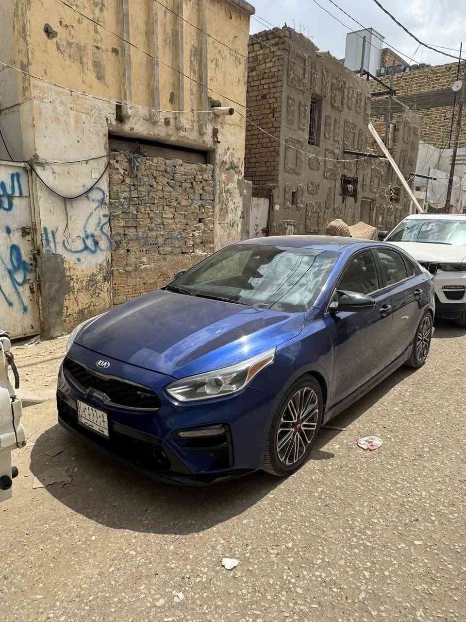 السلام عليكم
فورتي جي تي 2021
كير عادي السياره فول مواصفات ومعروفة مواصفاتهة بصمة
فتحة
رادارات 
كشن رياضي مختم جلد
ستيرن D
السياره كير عادي 
رقم بغداد معوقين مباقيلهة شي المداور بكفالتي وكاله عام 
ضرر السياره بارد بل جاملغ والباب وحافة البنيد بارد فقط بدون صبغ بدون صبغ 
مكان السياره الديوانية 
رقم التلفون ***********
