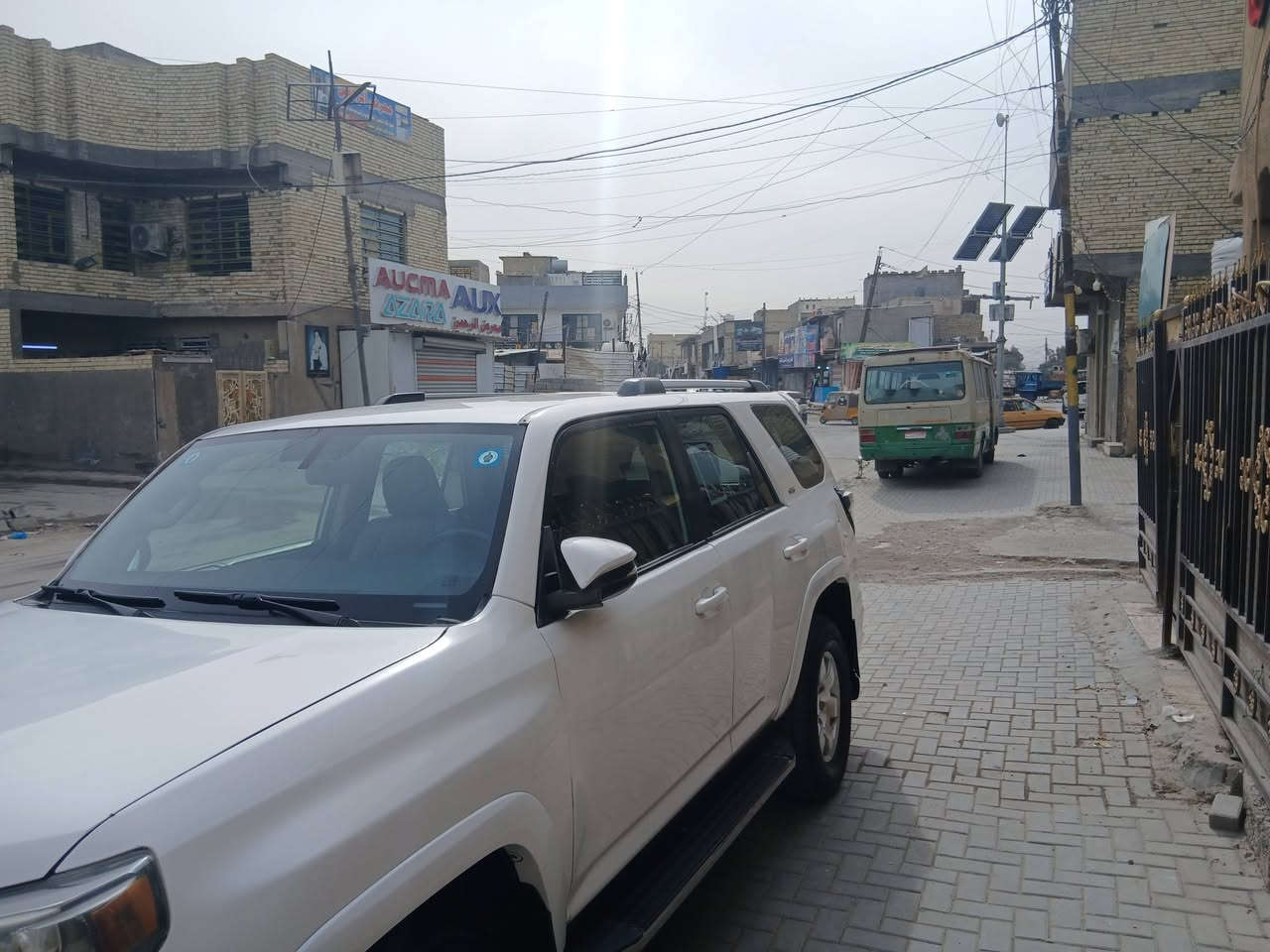 السلام عليكم 
تويوتا فورنر 2019
المكان بغداد 
السياره بسمي 
ماشيه ٧٠
الاستفسار ***********
