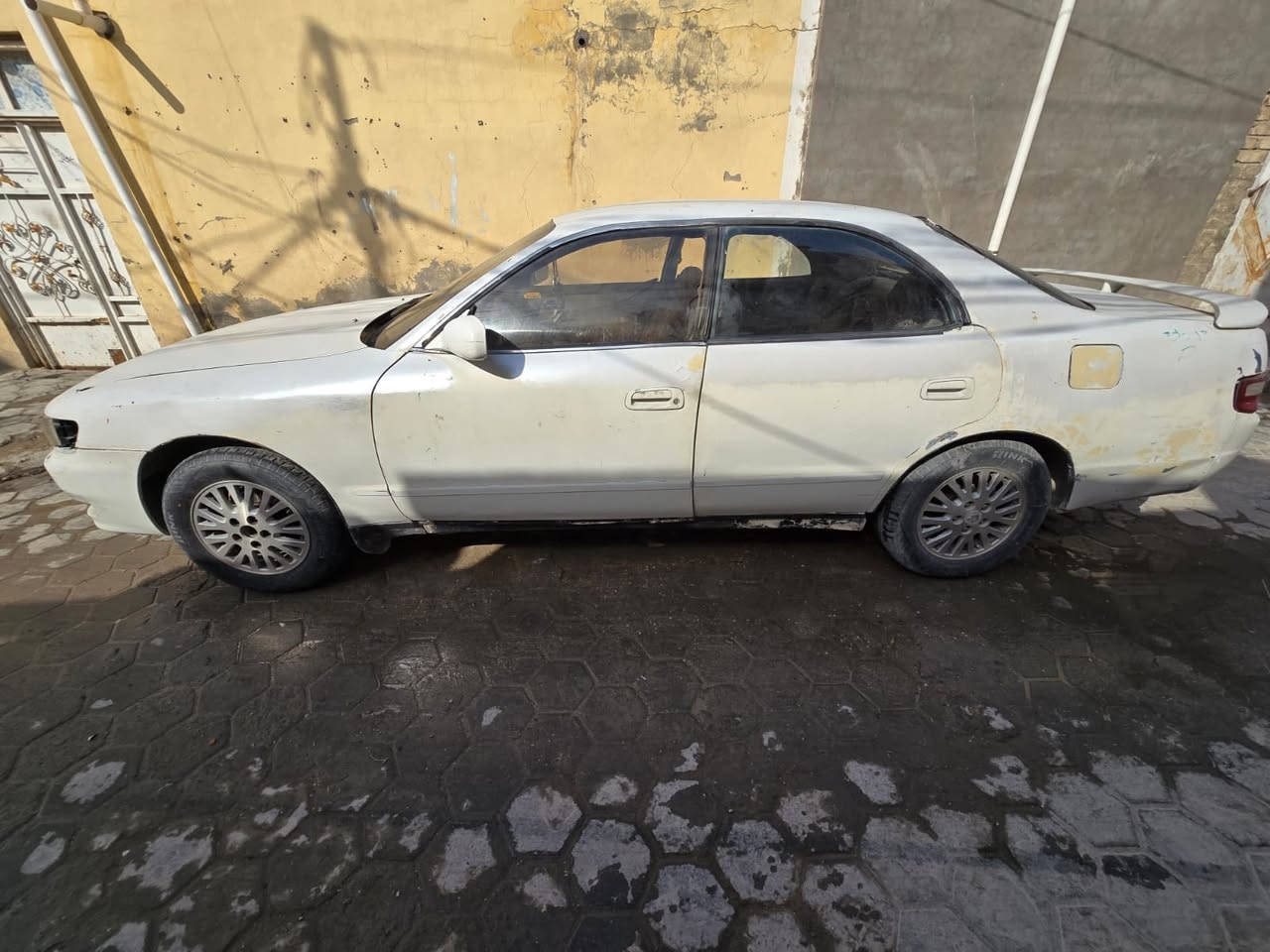 شيزر نفخ رقم نجف باسمي بيه كصتين 
السعر 30 
الاستفسار الاتصال فقط مكلف بنشر 

***********
