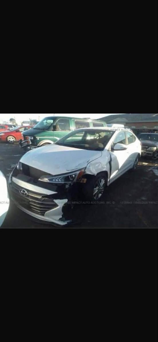 النترا 2019 وارد كندي صور الحادث مرفقة جاملغ و بنيد بسيط جدا بدون ايرباك و الجاملغ الثاني تبديل ببغداد اثر حادث بسيط جدا ( الجاملغ القديم البلادي مضموم ) ماشية 124 الف كيلومتر مواصفاتها تدفئة كشنات و 3 انظمة قيادة محرك 2000 و مكانها بغداد العامرية و باسمنا السيارة السعر ١٢٦ و بيها مجال

0780 890 0090 بغداد, العراق
