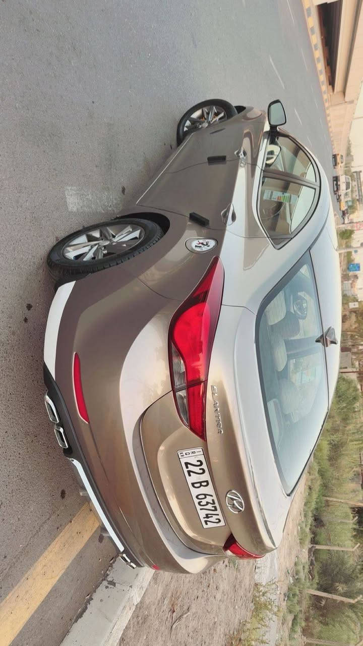 النترا 2016 امريكي
حادثها بابين فقط بدون اي دواخل 
السونار مرفق بلمنشور
رقم اربيل الدولي شرط التحويل
مواصفات عاديه
محرك 1800 دوش
كير محرك صدر خير من الله
تبريد ثلج
مابيها نقص جاهزه 
السعر 105 وبيها مجال 
مكاني بغداد الدورة 
***********
