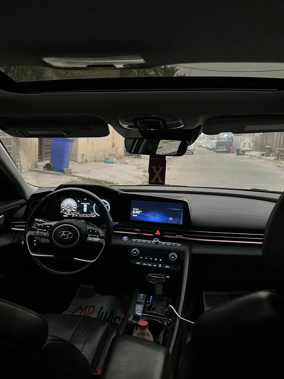 السلام عليكم
النترا 2023 هايبرد
فول مواصفات لل اخير 1/1
 ماشية 52 
حادثها بنيد مبدل و باب الخلفي بارد و الجاملغ بارد 
ايرباك ستيرن +بردة 
مكاني بغداذ الدورة شارع 60 
عارضها ب 148 و بيها مجال 
***********
