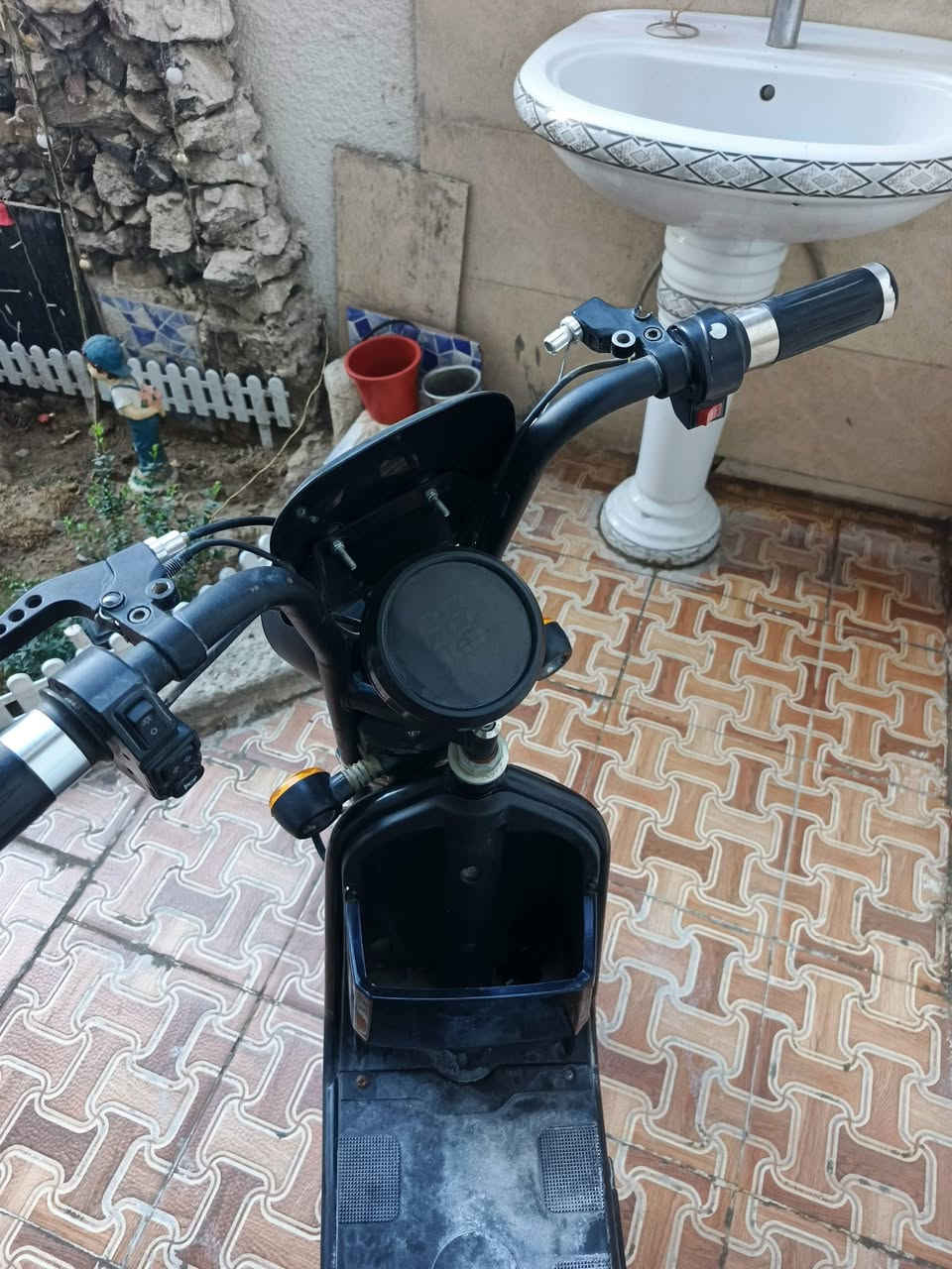 السلام عليكم دراجه شحن نضيفه
للبيع مكاني بغداد الخطيب 
حجم ١٤  بطاريات نضيفه 
شغاله بيع أو نراوس  بحجم أكبر


**إذا كنت صاحب هذا الإعلان وتريد حذفه لأي سبب، رجاءا أرسل رسالة إلى الدعم الفني**