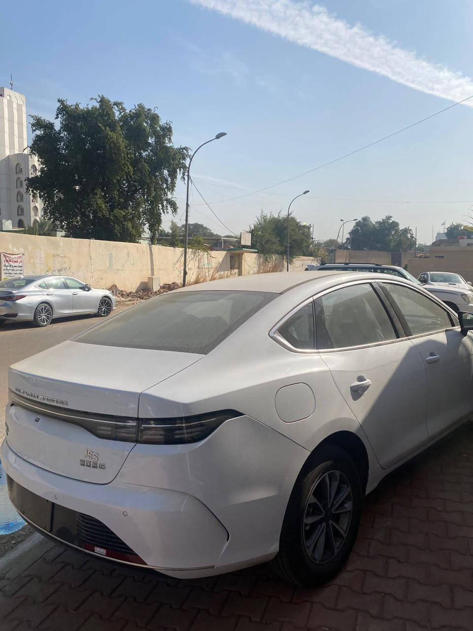 سلام عليكم للبيع 
BYD Destroyer 05 / 2025
سياره مكفوله كفاله  
غراضها كلها كامله كرت وبصمه
شاشه قلاب
منزل كافه لبرامج ع شاشه 
مبدل دهن اصلي وكاله
سياره زيرو 
مكان بغداد 
للاستفسار :***********واتساب 
           ***********واتساب
