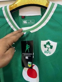ملابس • ٦ • الف