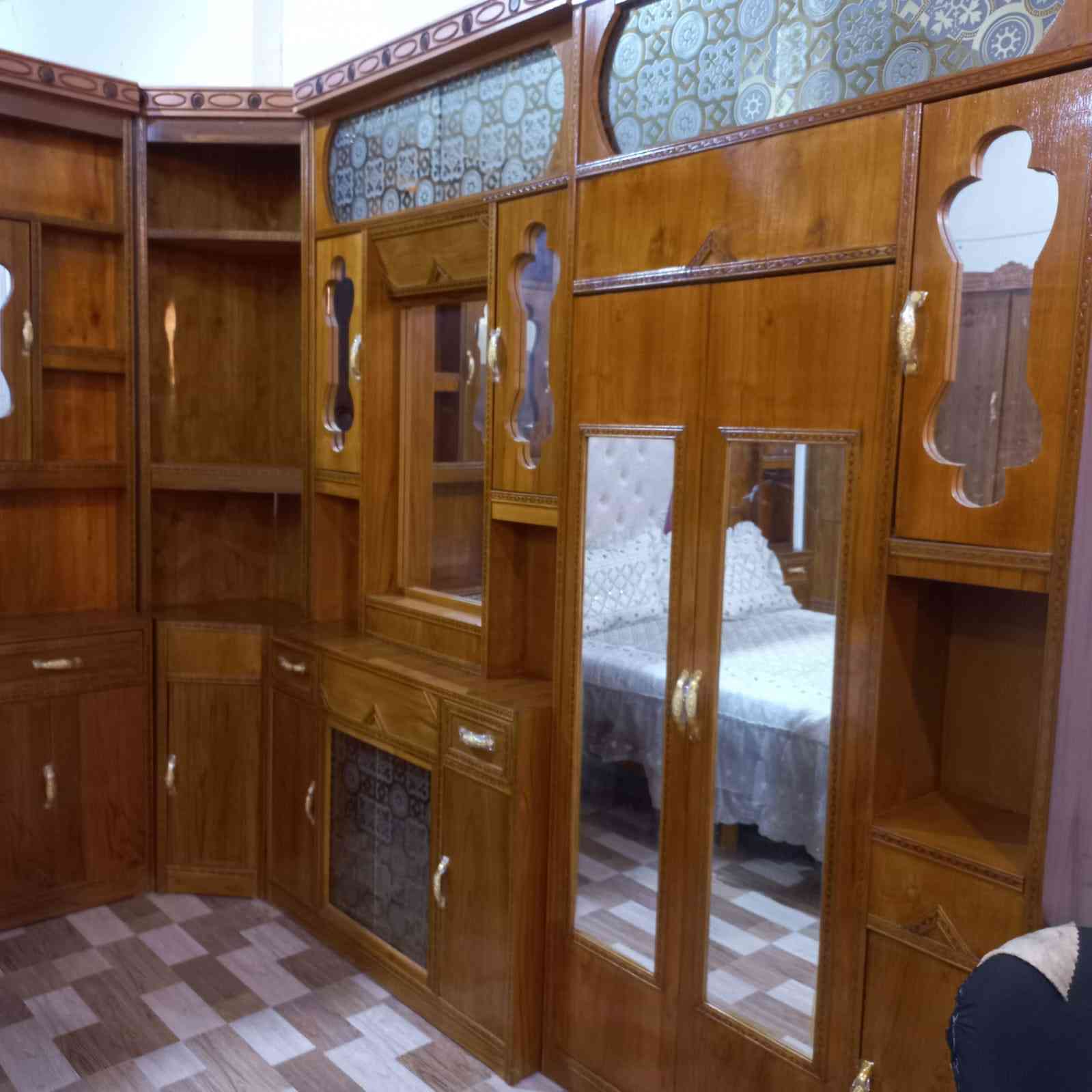 @إشارة

غرفه نوم صاج عراقي درجه اولى 

كنتور 6. بوب ملحق

ارتفاع الغرفه مترين و ٥٥ 

الصاج ٥ ملم قاعده الكنتور ١٨ 

 ارتفاعها مستوه الكنتور 

زاويه الملابس تحتوي على ٣ ابواب 

السعر مليون و350

مكان المعرض الرمادي الخمسه كيلو

للاستفسار خاص. او اتصل على الرقم 
***********
