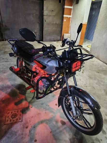 دراجة سيفان موديل 2022 مكفول من كلشي محرك ما مفتوح مسجل و كامل تحويل ثاني يوم
السعر 1.150.000

***********
