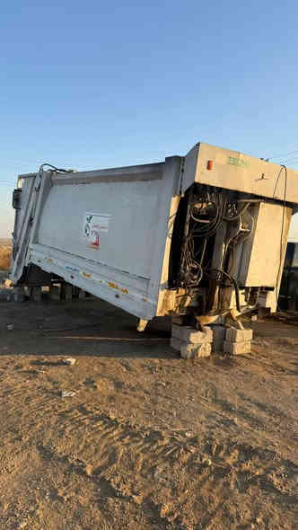 كابسه نفايات حموله ٢٥ طن
نظيفه 
السعر ٢٥$ ورقه وبيها مجال
عنوان ديالى 
***********
