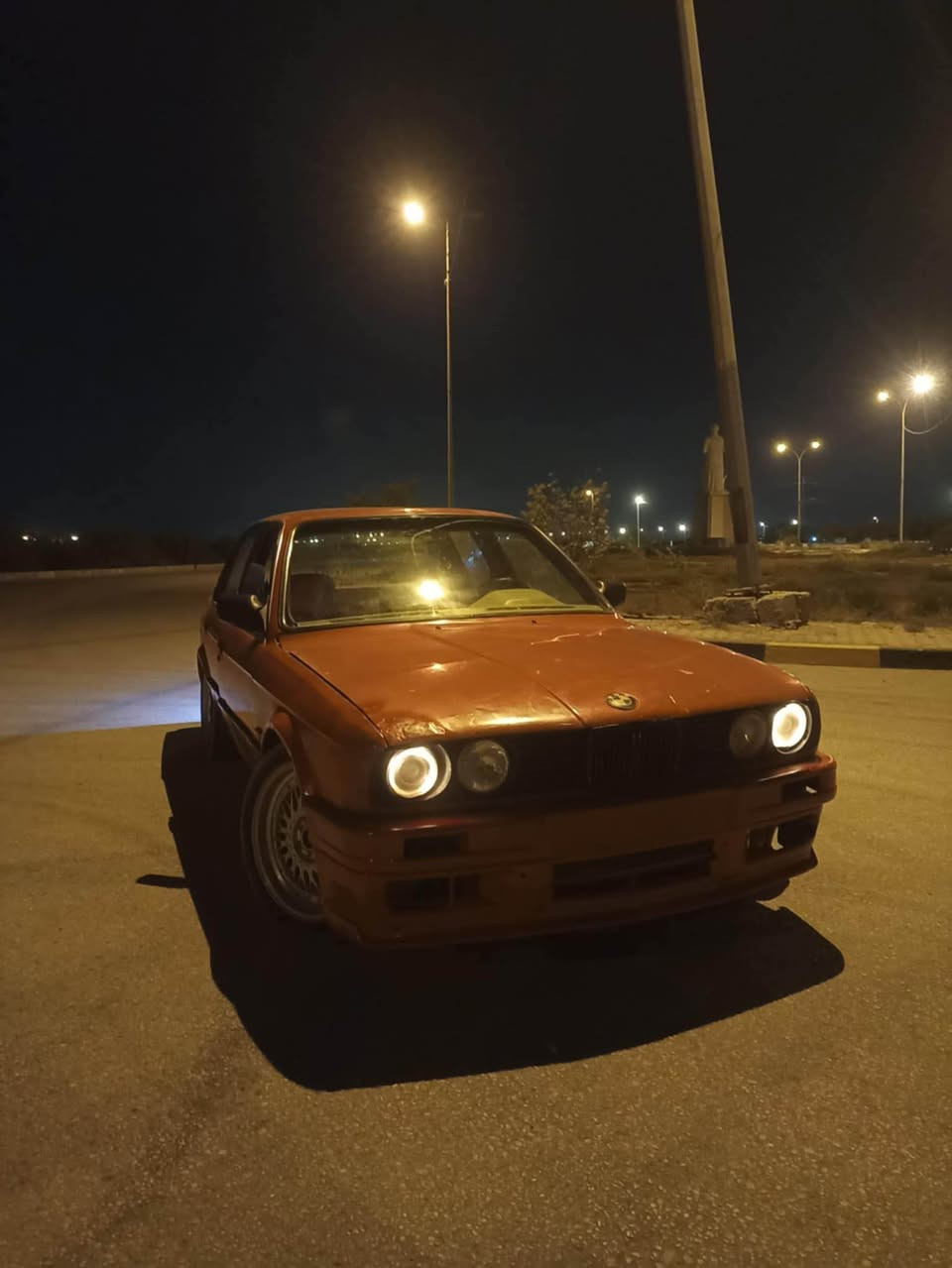 للبيع او مراوس ❤️✈️e30
زعره موديل 91سعر 23 وبيهه  مجال بصيط
مكينه V6 وكير ZF  فول نشاط مكينه وكير فول
ولباقي شوف العين  بيهه نواقص بصيطه سنويه صاقطه ب2020بيهه لايت زنون غرفتهه حلوه عضمتهه حلوه راعيهه بل ناصريه متيهه ميطلب عليهه  شي   مكاني بابل حي البكرلي *********** حلة, بابل
