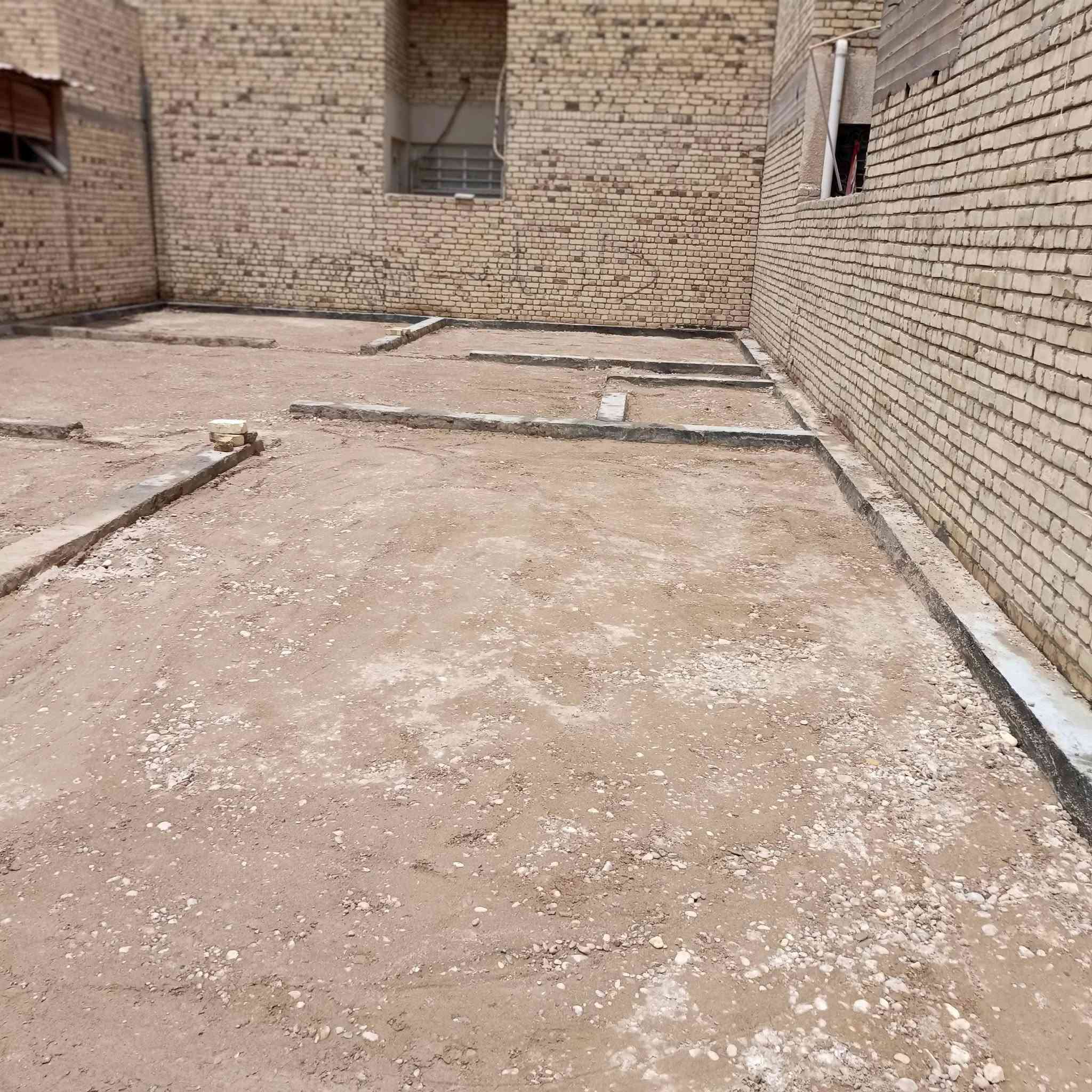 السلام عليكم قلع قطع مع دفن جلمود وسبيس وحادله دفن بتلوات معه  تزفيت بنسب الاسعار في ميسان  العمارة هذي رقمي ***********( بنسب الاسعار)
