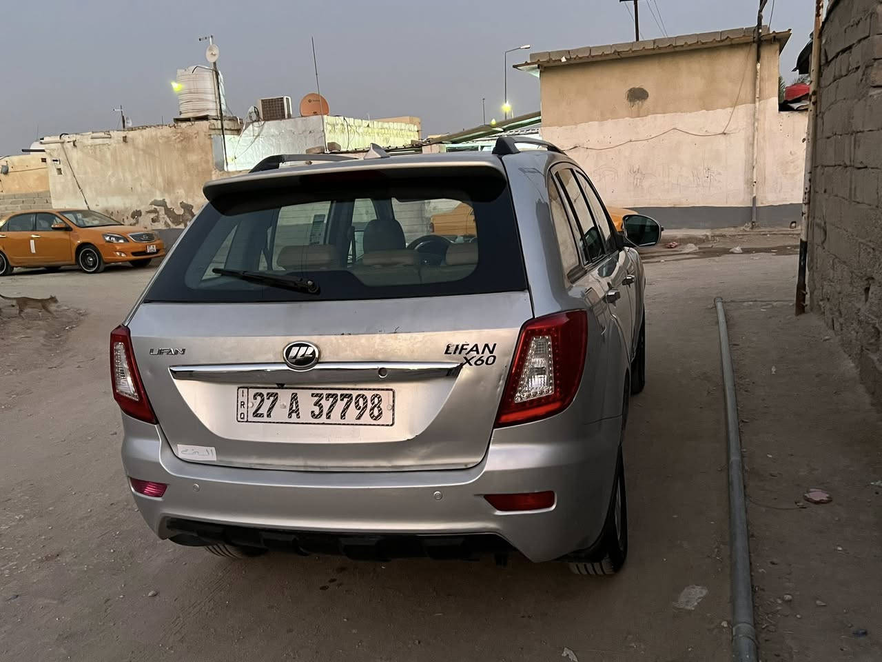 سياره ليفان x60
مديل 2015
سياره كفاله عامه أصوليات وعيب شرعي مداور ثاني يوم مكينه وكير مكفولات تبريد شغال حداديه وتخم تاير جديد
السعر 60وبيه مجال قليل مكان ناصريه مركز الاتصال ***********
