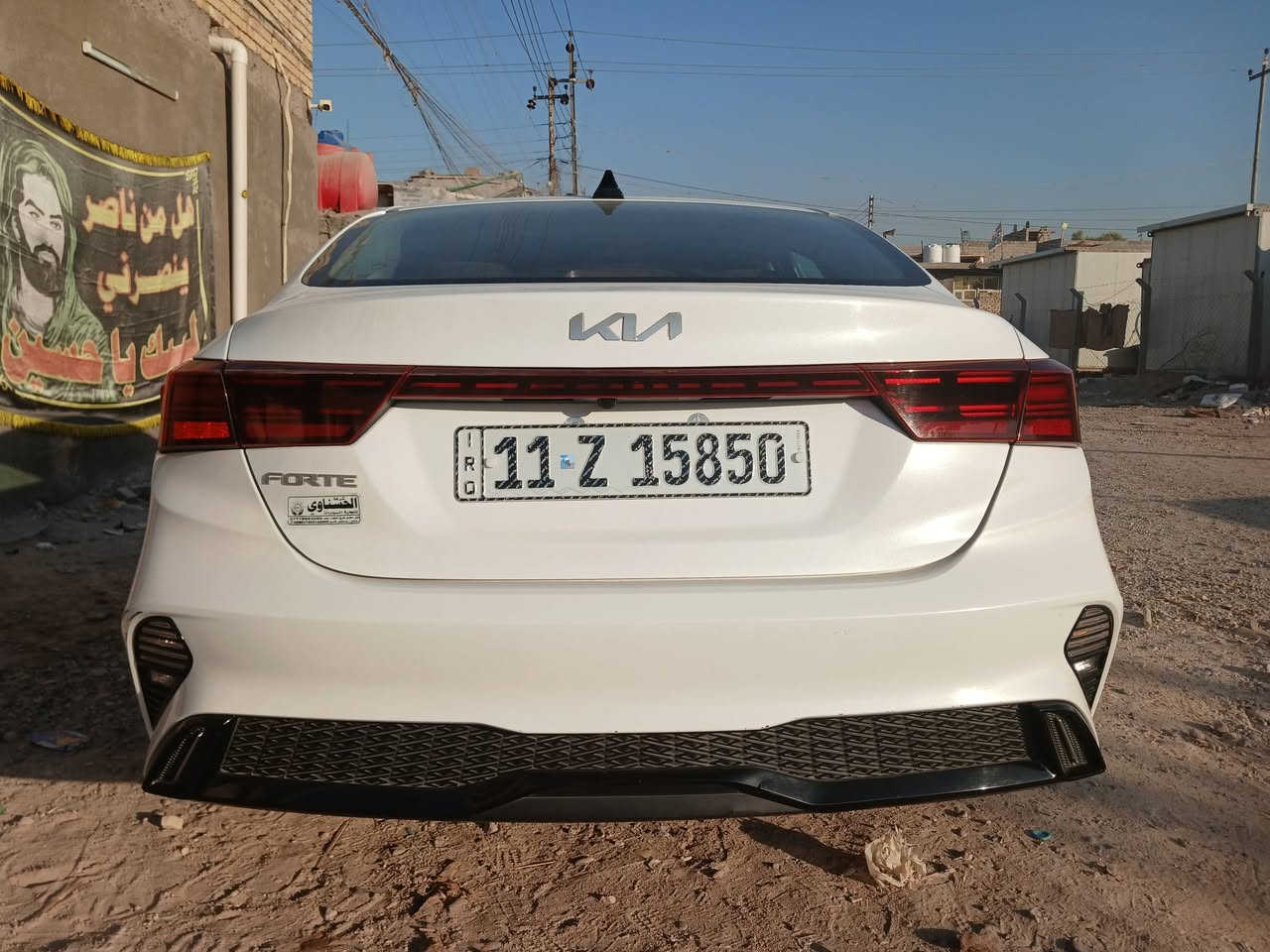 سلام عليكم كيا فورتي 2024 السياره جديده حادث طخه بل الجمالغ راجعه بارد فقط وبيهه قطعه كلير من امريكه فقط كلير بدون ضربه مكاني بغداد ***********
