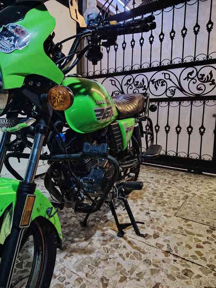 من رخصت الأدمن
السلام عليكم شباب
دراجه ديوان موديل 2023
اوراق اصوليه كمرك منفيس شرط تسجيل كفاله عامه
دراجه نقصها فقط دبلات امامي كايمه فقط
مكاني بغداد البياع

*********** خاص مفتوح

سعر 1500قفل
