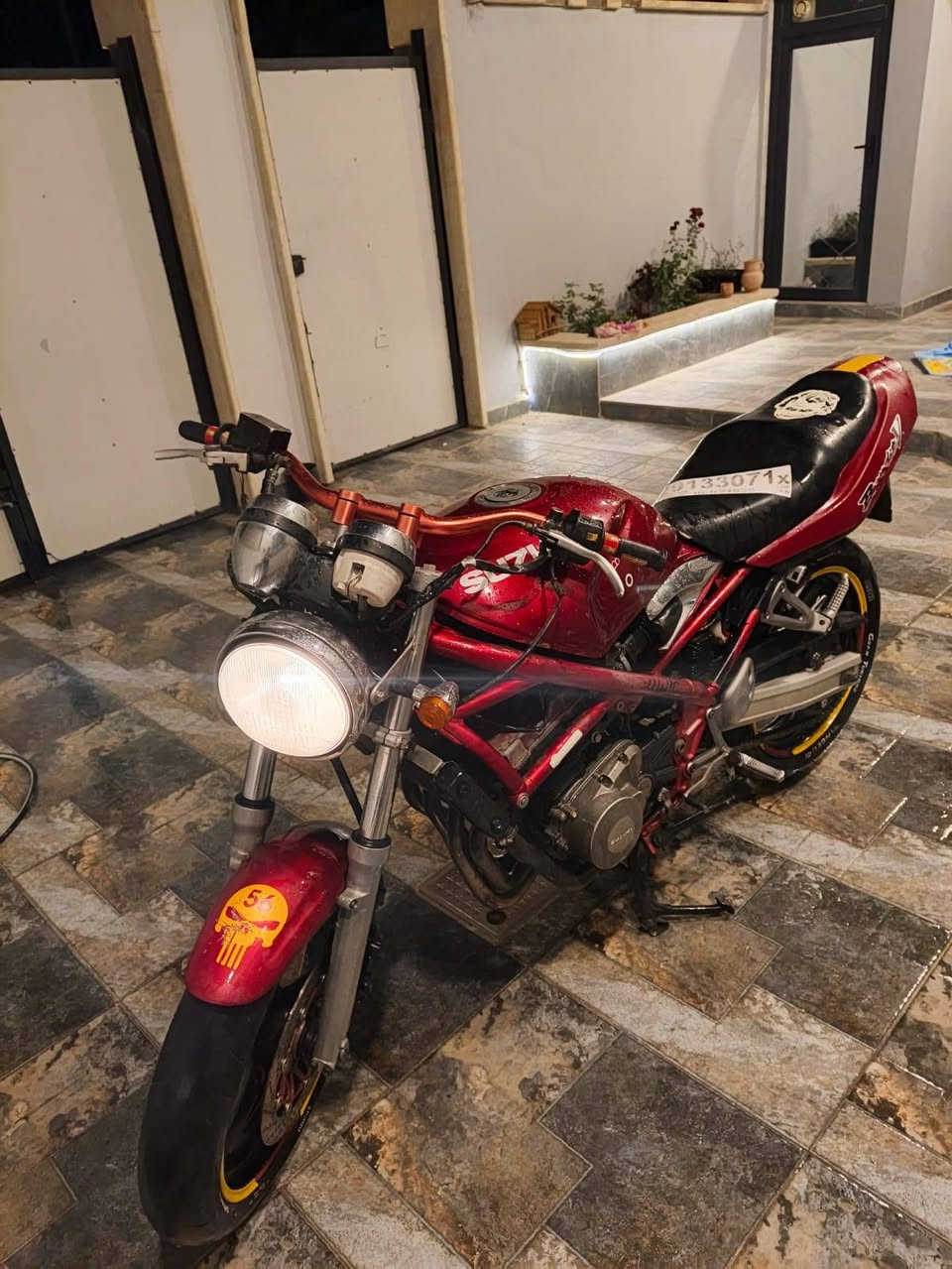 بطح بانده ربع مكينه 250 دراجه نضيفه ومرتبه ومنصوبه دراجه ويارمنيه شرط شاصي شرط دراجه متروكه صارلها هواي بيها خلل ما تشتغل ماعرف شنو هو وصوت تشغيل مالها موجود بلفيديو  ادفع سعر بيها ***********
