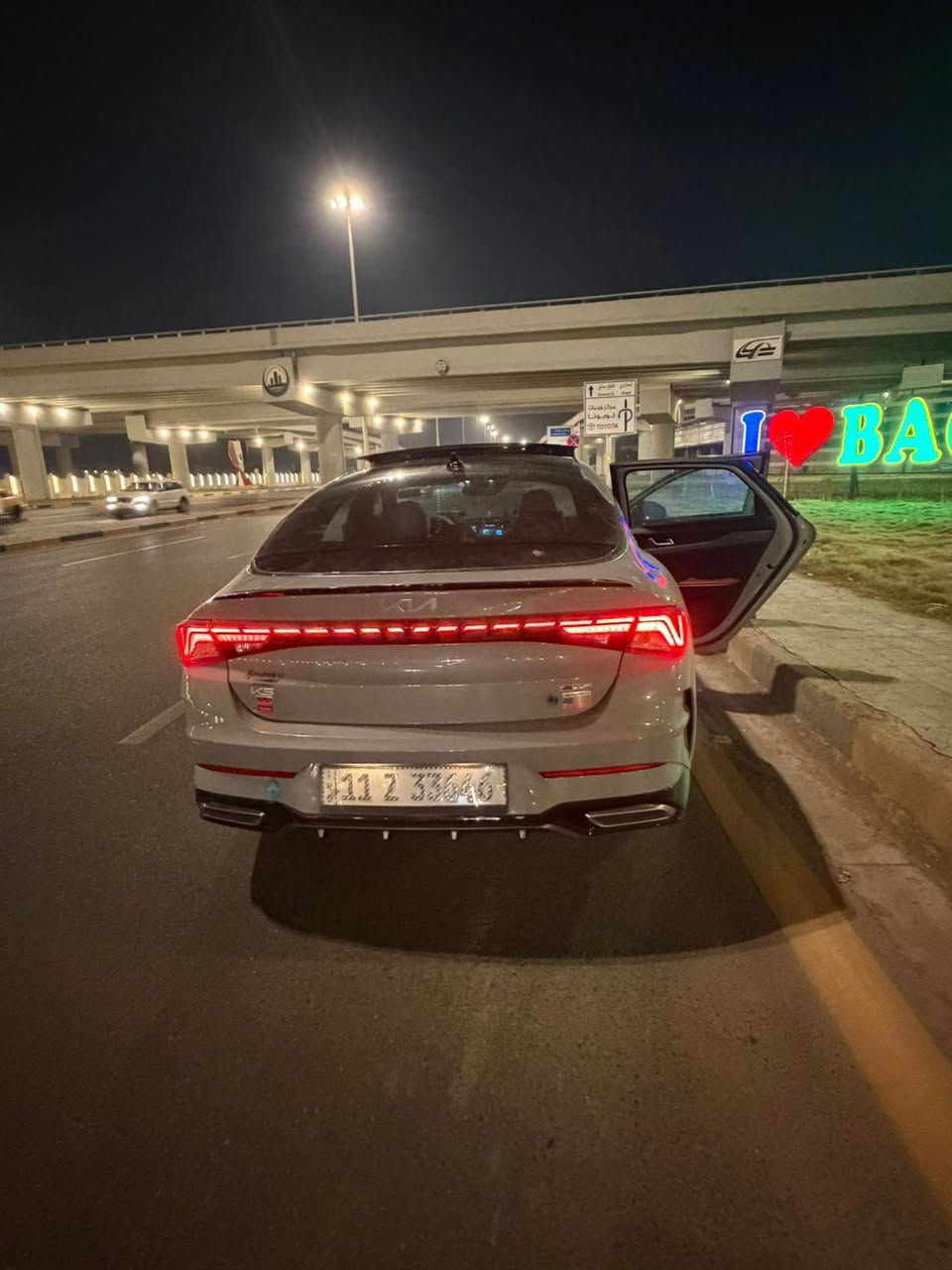 السلام عليكم كي فايف k5  2023
سيارة جيتي لاين

وارد امريكي 
لون اسمنتي  بنورما 1/1
رقم بغداد بسمي  تحويل ثاني يوم سونار
***********
