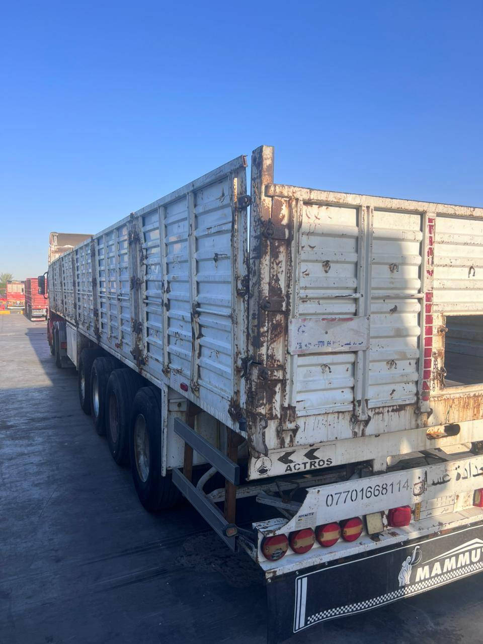 السلام عليكم سيارة للبيع رقم ديالى تحويل ثاني يوم
موديل ٢٠٠٥ حجم ٢٥٤٤ 

مواصفات رتايدر ثلاجه كامرة حساس مكفولة مكينة كير اكسل بشرط بيها جكه ومصلحه 

تخم تاير جاهزة للعمل من كلشي السعر ٥ونص وبيها مجال لشراي 

للستفسار اكثر 

يرجى الاتصال ع الرقم المذكور 

***********
