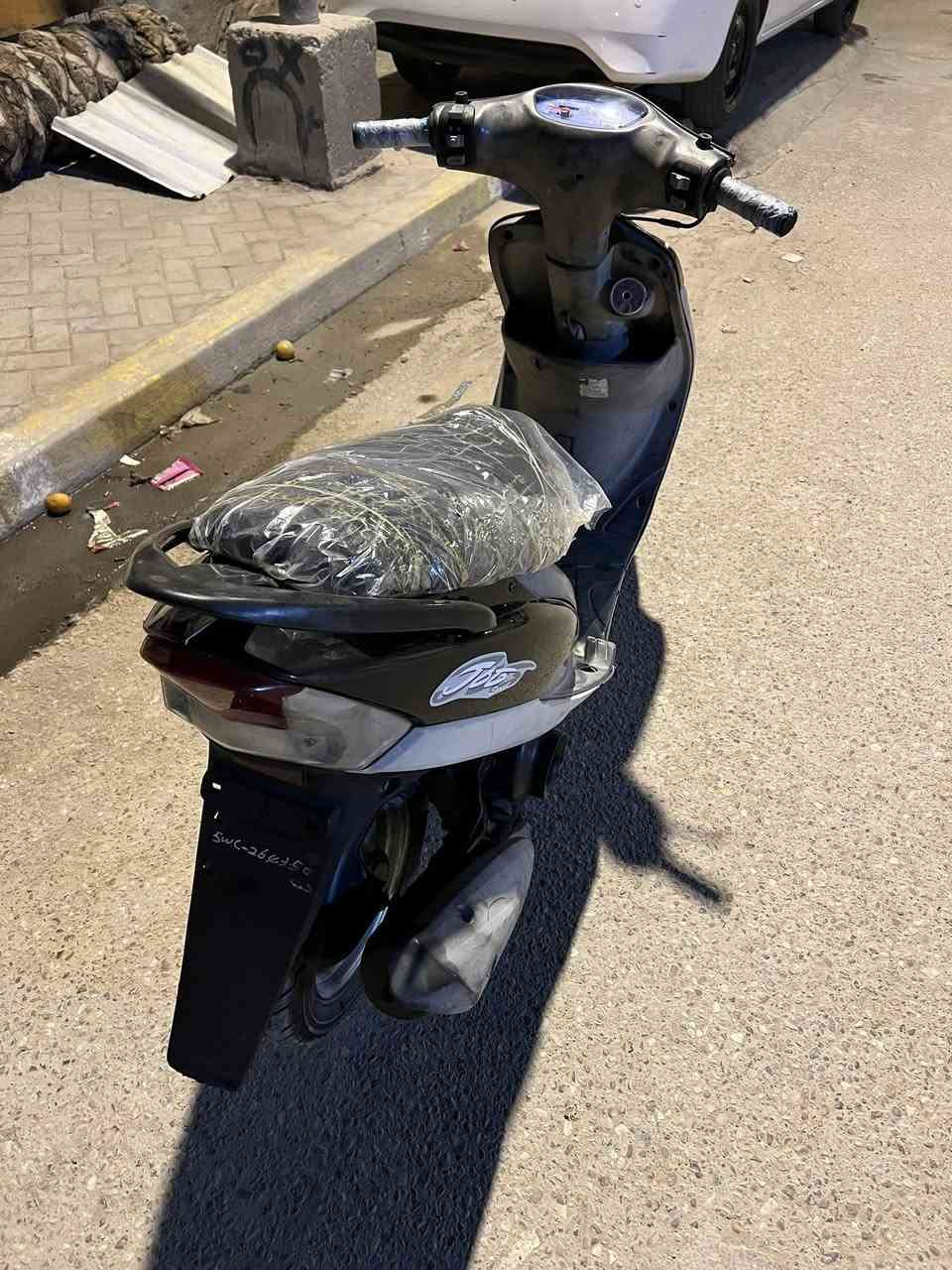 ماكس قجمه جديده كلهة شغاله سلف هندر اشاير سكنات ما مفتوحه مشي نهضه خير من اللّٰه بوشه 49 ابلاديه لايت عالي وناصي دبلات امامي وخلفي ابريكات اماميه وخلفيه جاهزه اخت الرمبه نعومه كلش حلوه مكان حيانية شارع السيد سعر 675 وبيه مجال رقم ***********
