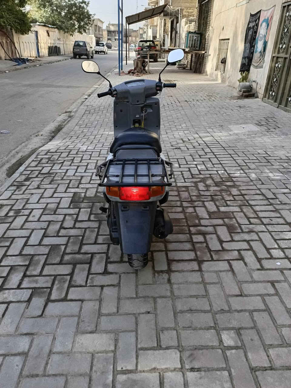 سلام عليكم
دراجه بيكم 60 فحل للبيع الدراجه نضيفه وحلوه مثل ماشوفه بصوره كهربائياته كله شغاله ستان صفح كهربائي وستان تعليگ تايرات جدد الامامي ولخلفي بريكات شغاله  بلمكان اشاير يمنه ويسره شغاله دراجه مامتعوبه كلش السعر 500 وبيه مجال المكان مدينه الصدر الجوادر الرقم *********** واتساب
