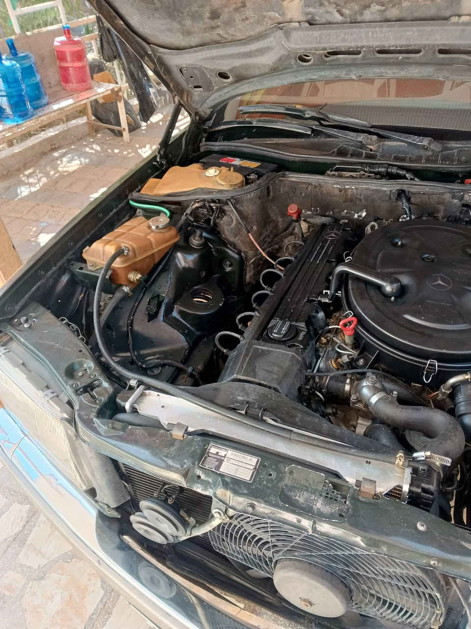 للبيع او مراوس مارسدس جانمبو
محرك وكير بلادي 
تبريد ثلج 
رقم بغداد انكليزي بسمي 
موديل ٨٦
قواعد بلاديات
***********
