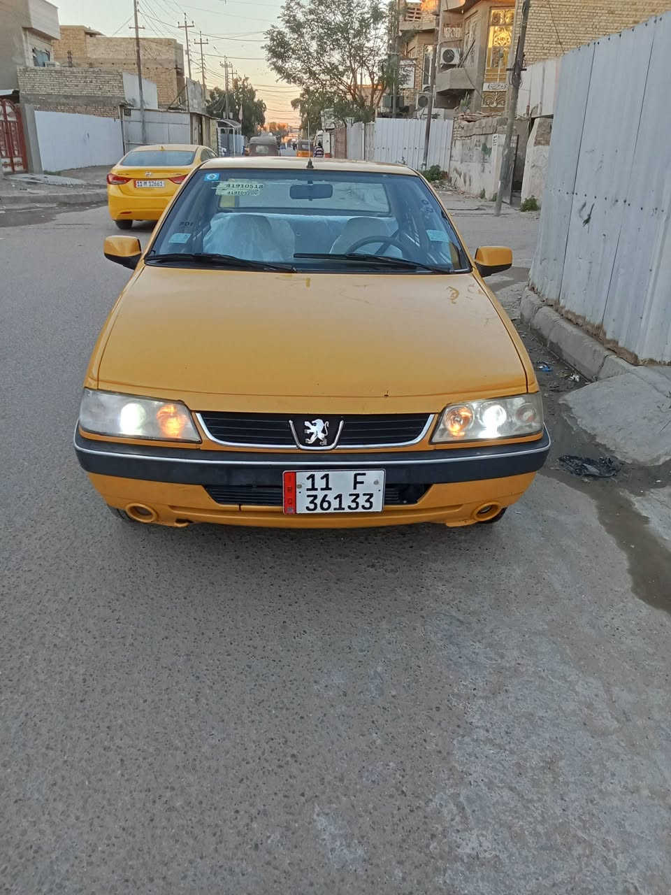 السلام عليكم سياره بيجو موديل 2016 جاهزه اي نقص ما بيها باسمي.  السعر  45      كير مكينه خير من الله تبريد تخم تاير دوشمه بيها فقط واحد الهلال الخلفي صبغ شويه من الچاملغ الأيمن مكان السياره بغداد العبيدي  الهاتف***********                                            وهذا رقم الواتساب ***********
