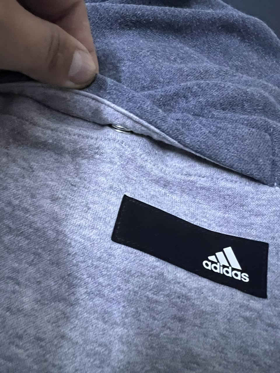 ترواكه اديداس مختلفه
جدا. تلبس L
نظافه تامه


**إذا كنت صاحب هذا الإعلان وتريد حذفه لأي سبب، رجاءا أرسل رسالة إلى الدعم الفني**