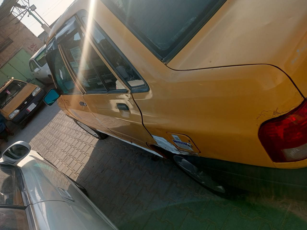 السلام عليكم سايبه للبيع موديل 9 كير مكينه حداديه جاهزه الشواصي حلوات سعره 13بدون راعي أو بيه مجال المكان نجف ***********
