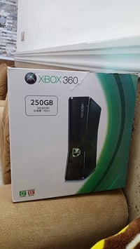 بلي اكس بوكس 360 نضيف ما امصلح ولا مفتوح السعر 120 وبي مجال بي 250 لعب...