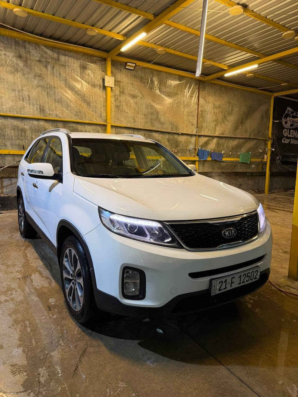 Kia sorento 2013 GDI
مواسەفات
بەسمە - ٣ ریز کوشن - دەبڵ تەبرید - حاسە - فۆرمیکا - لید - دەسک ستیل - تولی سەقف-تراکشن کونترۆڵ-ئیکۆ- باڵی سەر سندوق. تحکم ایرباگ- حجم ویل 19.
سەیارەکە تەنها 235 هەزار کیلۆمەتری هەقیقی رۆشووە و یەک دەستە لە سفرییەوە زۆر پاک ماوەتەوە
بێ بۆیاخ-بێ دعم.مەکینە کراوەتەوە. بەڵام هیچ کێشەی نیە..
138$
***********
