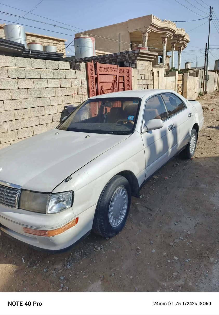 السلام عليكم مكلف بلنشر بطه مسجله رقم دولي 
صلاح الدين جديد سنويه ال30 شرط التحويل وكاله كير محرك 2500 كهربايات كلها شقاله سياره حلوه وناعمه ومابيها نقص السعر 44وبيها مجال 
......... مكان السياره بيجي 
نقد اخوان اعتذر عن مراوس ***********

