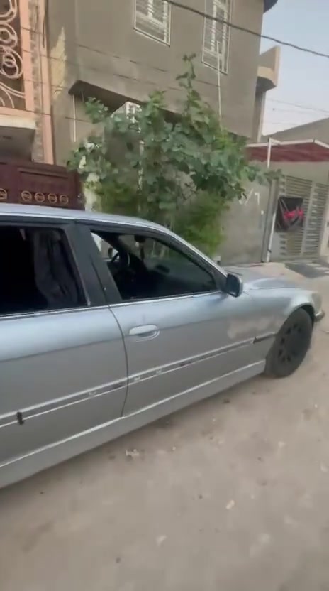 سلام عليكم
اخوان ٧٤٠ هوة اصل بليته وسنويه مديل ٩٦ محدث 2000
غرفه جديده
رقم بغداد
 بسمي سياره
كير تمساح محرك كير كهربائيات تبريد كفاله
صدر امامي وخلفي جديد تخم تاير جديد
جنطه شفط
طالعه من سمكره بيه تلحيضات يحتاجلهن صبغ فقط
بيه ضربه بجاملغ الخلفي. سعر ٧٢ وبيه مجال 
***********
